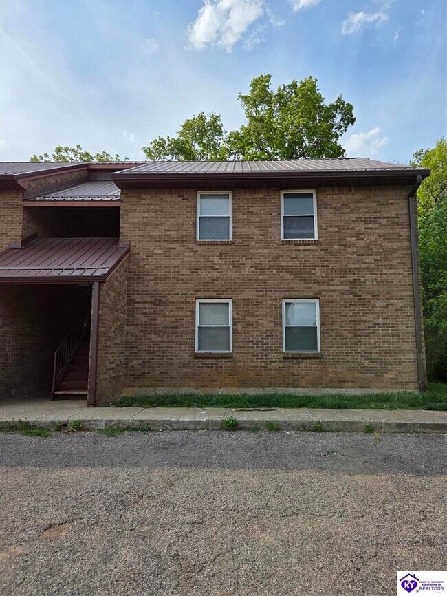 Building Photo - 1590 Illinois Rd