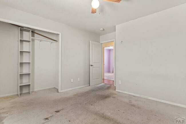 Building Photo - 3 Bed Home in Pueblo West with huge yard!