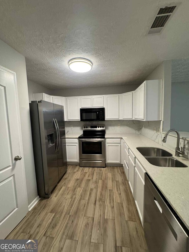 Building Photo - 355 Magnolia Gardens Walk