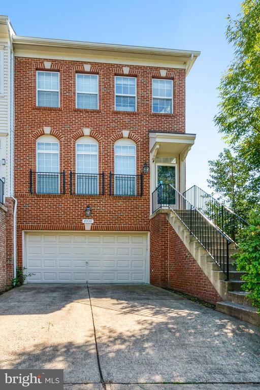 Building Photo - 8535 Wyngate Manor Ct