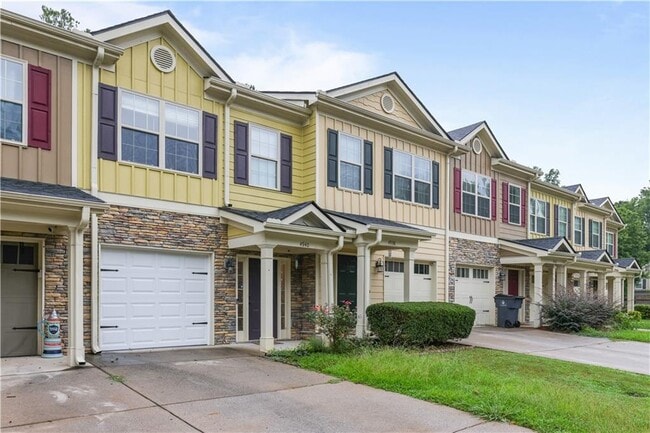 Building Photo - 4940 Parke Brook Dr