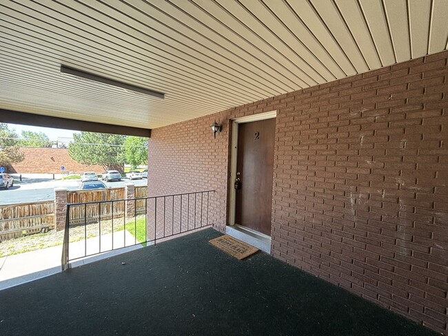 Building Photo - 4768 S Bonair St