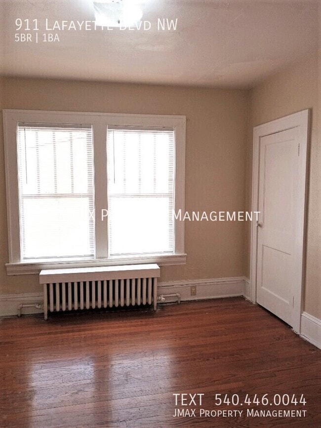 Building Photo - 911 Lafayette Blvd NW