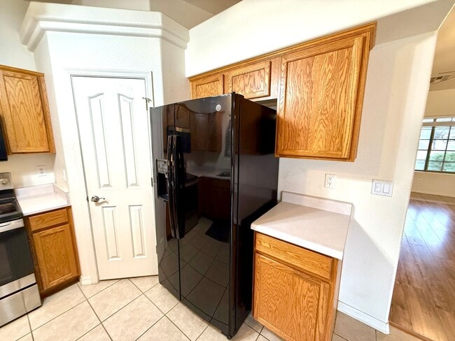 Building Photo - Available Now- Great 3 Bedroom Home in the Ranch at Long Mountain subdivision with Solar!