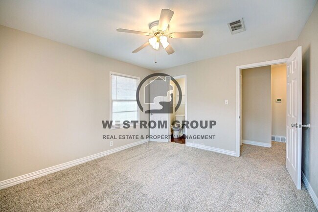 Building Photo - 3635 Rogene St