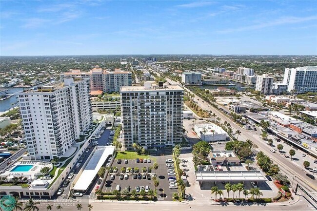 Building Photo - 3031 N Ocean Blvd