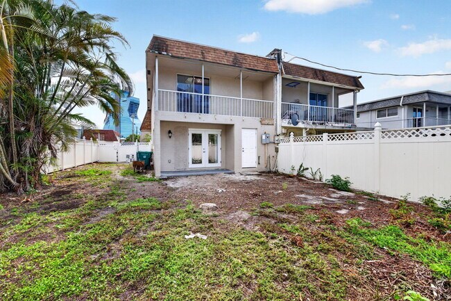 Building Photo - 5424 SW 44th Terrace