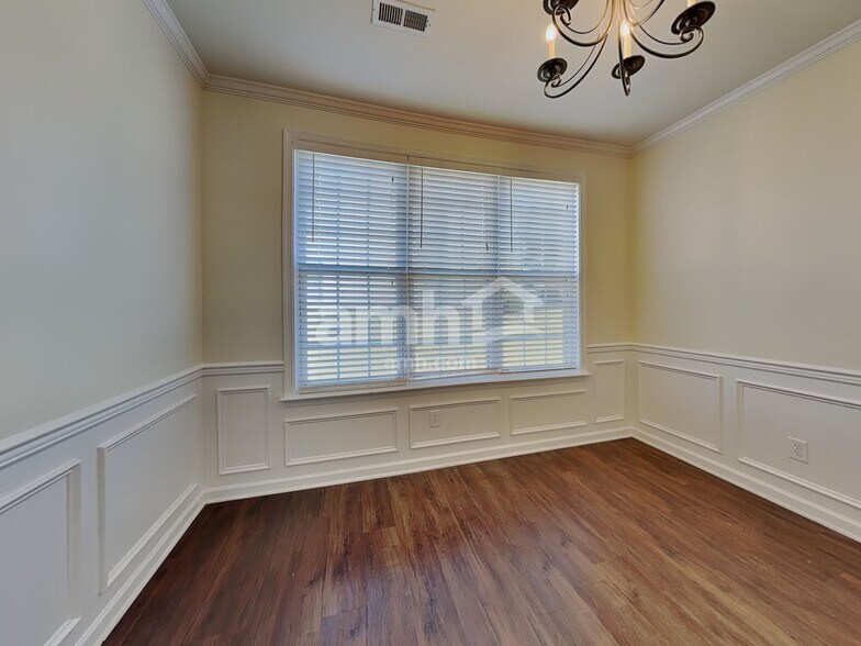 Building Photo - 1710 Beeson Park Ln