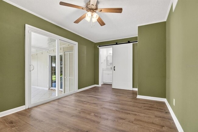 Building Photo - 815 W Lowry Ln