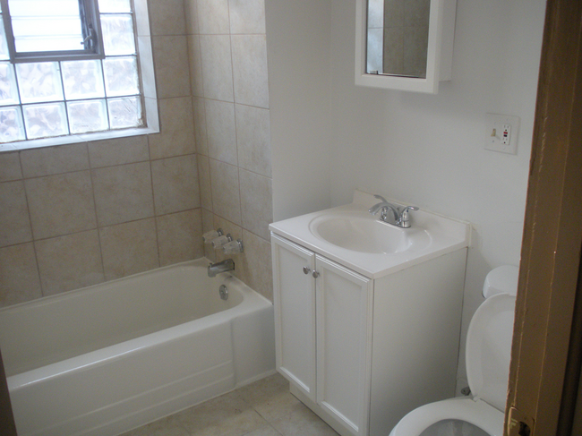 Bath Room - 7654 S Peoria St