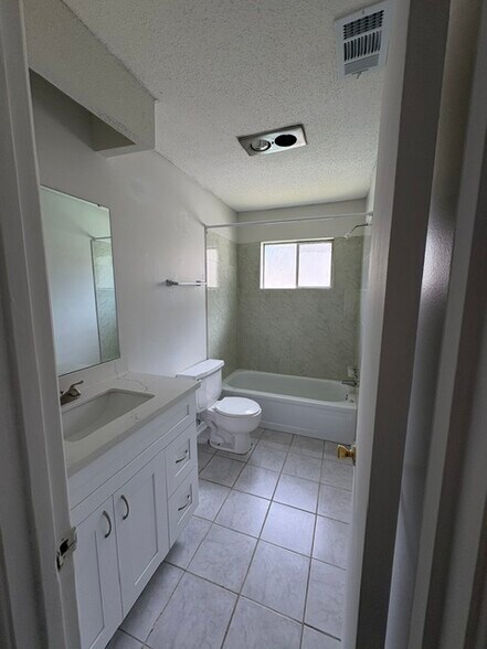 Bathroom - 157 Northwood Dr
