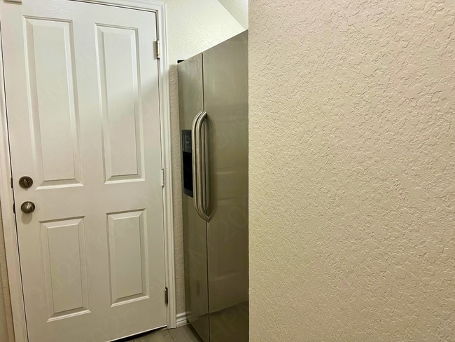 Building Photo - 2127 Muuga Manor