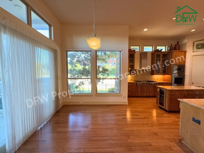 Building Photo - 4 Bedroom, 4 1/2 Bathroom Home with Pool for Lease in Irving