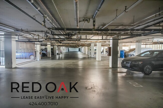 Building Photo - 3949 Los Feliz Blvd