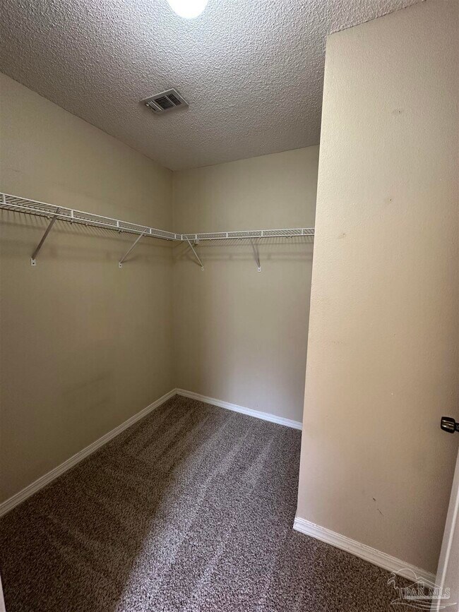 Building Photo - 7909 Cayenne Way