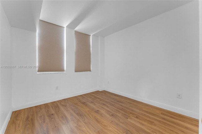 Building Photo - 4100 Salzedo St