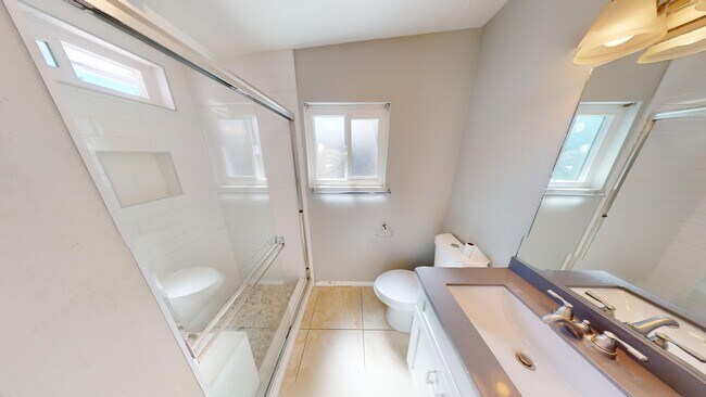 Building Photo - 6145 Mary Ln Dr