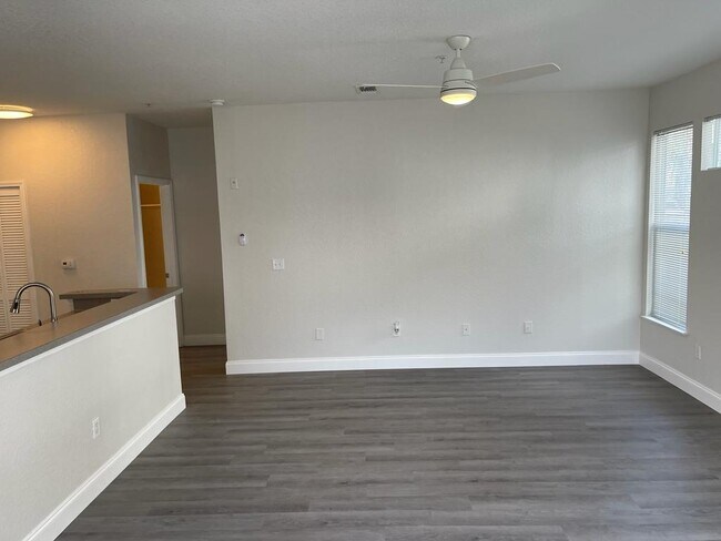 Building Photo - 2513 Maitland Crossing Way