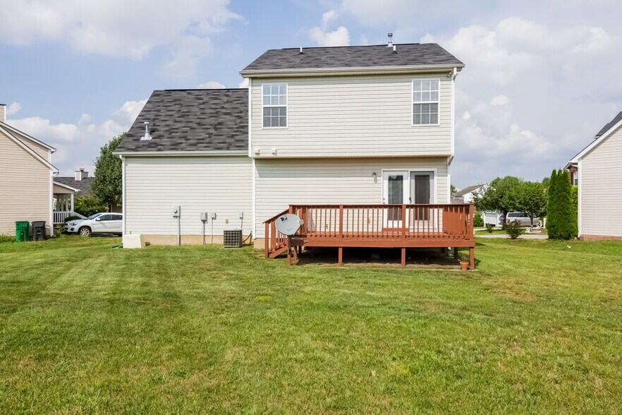 Building Photo - 15257 Pangborn Pl