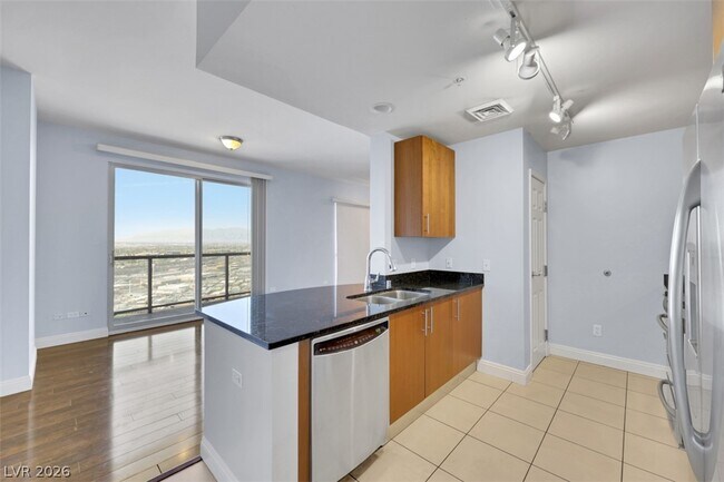 Building Photo - 200 W Sahara Ave