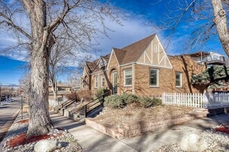 Building Photo - Charming and updated bungalow located just west of Wash Park!! Move in Special 1-month free rent!