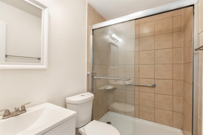 Building Photo - 1830 Reese St