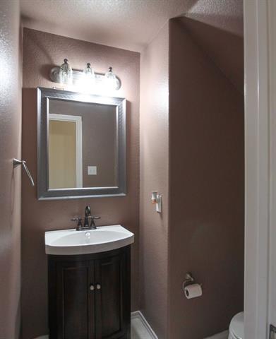 Building Photo - 930 Cedar Creek Dr