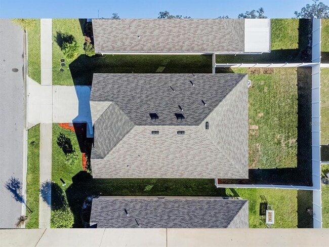 Building Photo - 13748 Wineberry Dr