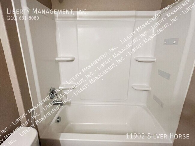 Building Photo - 11902 Silver Horse