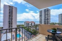Building Photo - 4200 N Ocean Dr