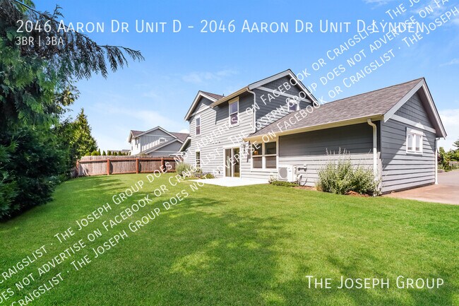 Building Photo - 2046 Aaron Dr