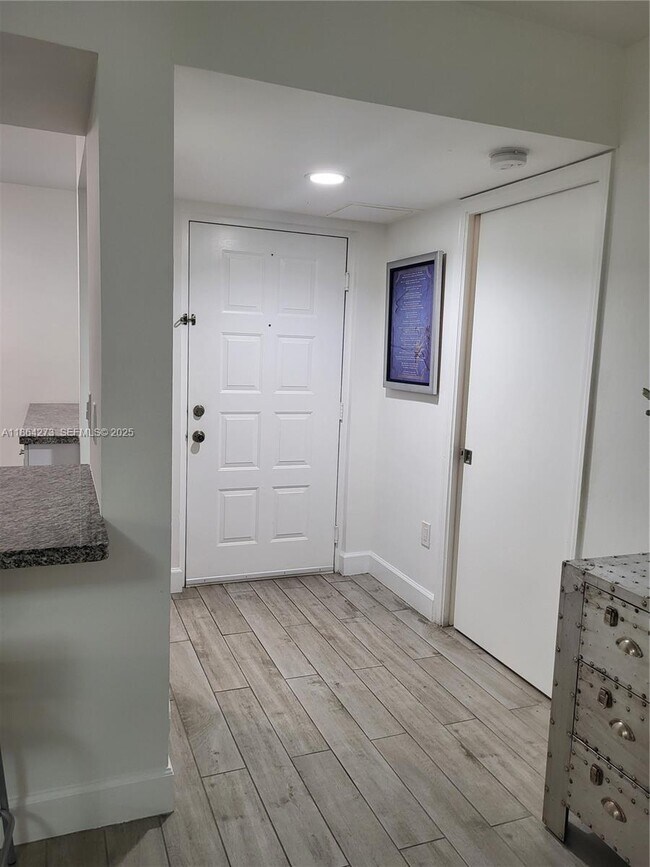 Building Photo - 4555 NW 99th Ave