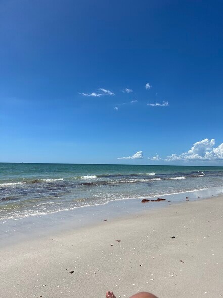 Near the beach! - 5417 Asbury Ave