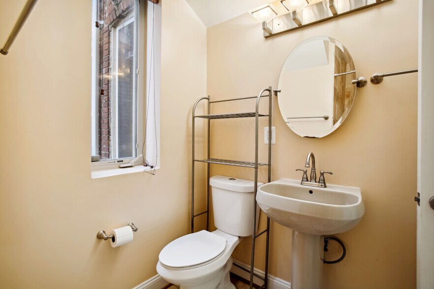 1st floor master Full Bath - 76 R St NW