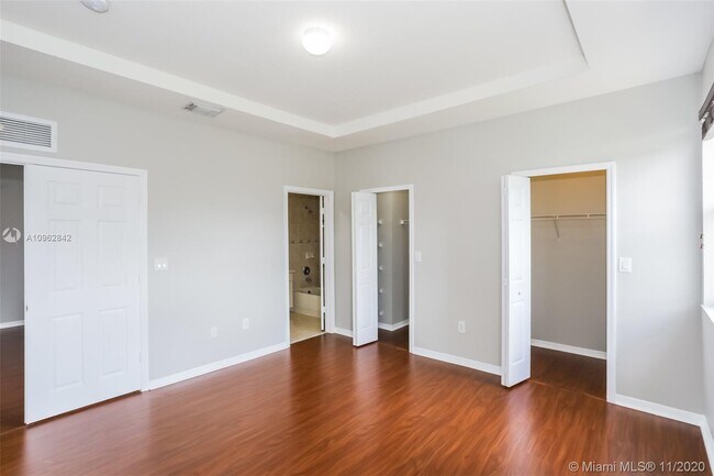 Building Photo - 13866 SW 274th Terrace