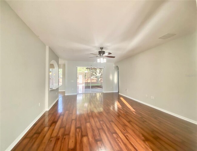Building Photo - 944 Lost Grove Cir