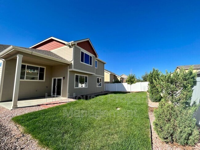Building Photo - 842 Sunlight Peak Dr