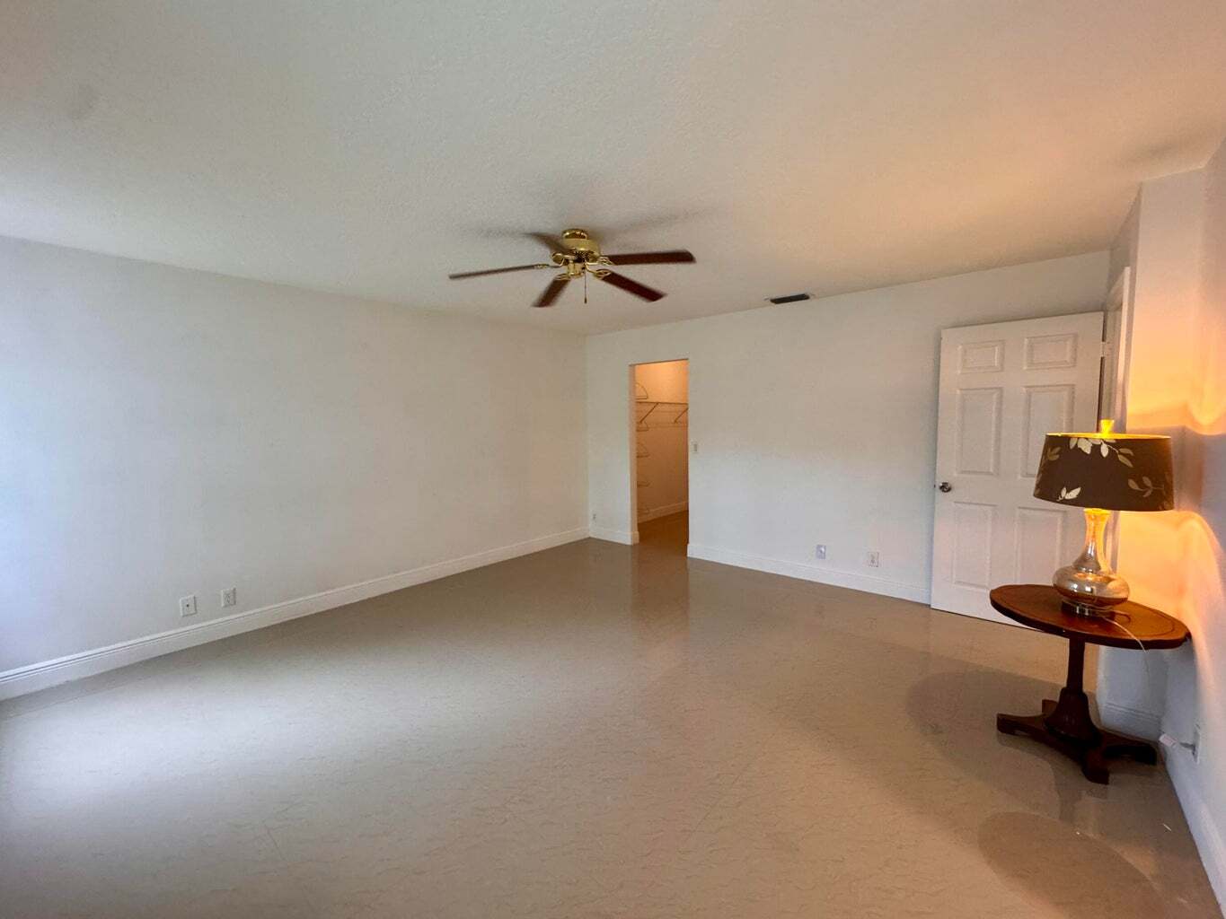 Building Photo - 1132 Hatteras Cir