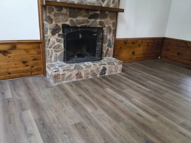 Building Photo - Chesterfield-Salem Church Rd area