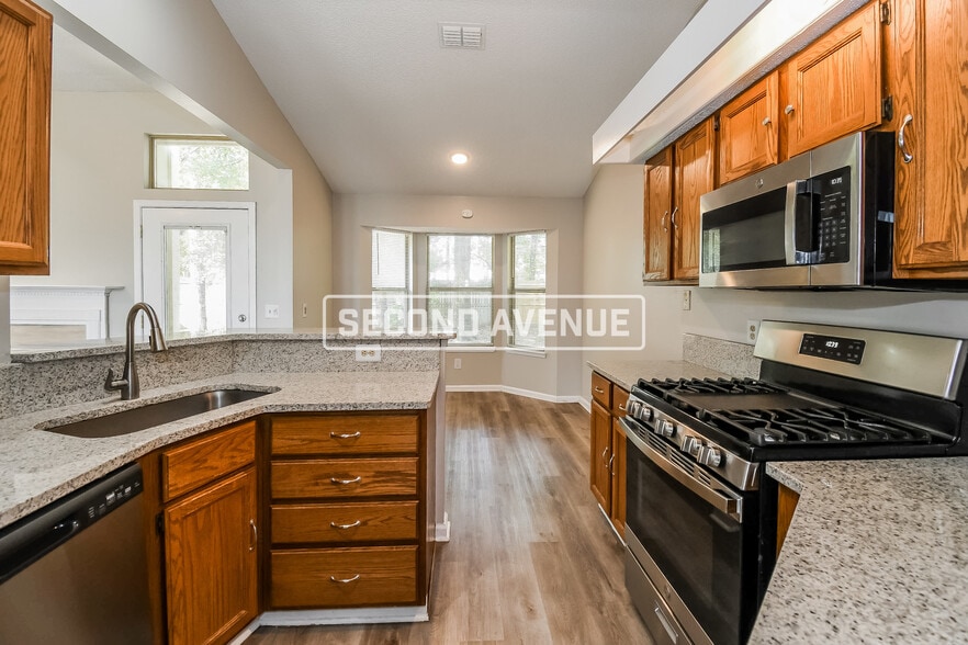 Building Photo - 8544 Echoridge Ct