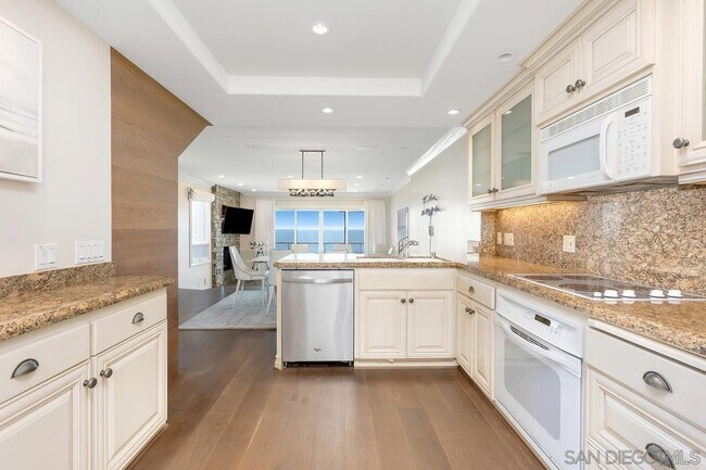 Building Photo - 270 Surfview Ct