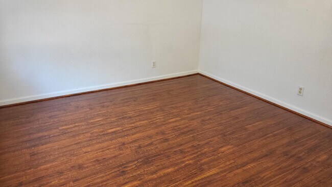 Building Photo - 4088 Lake Tahoe Cir