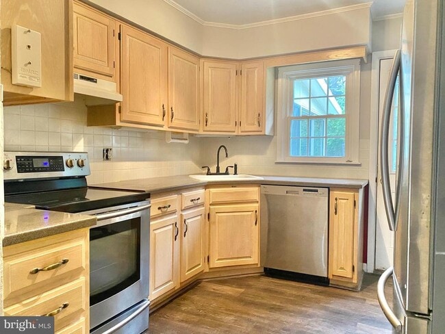 Building Photo - 1008 Clematis St