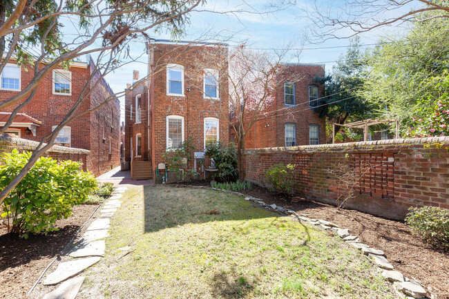 Building Photo - 1708 Park Ave