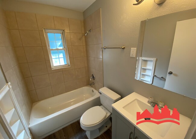 Building Photo - 4229 Westover Ave