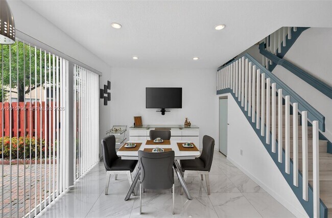 Building Photo - 11248 NW 56th St