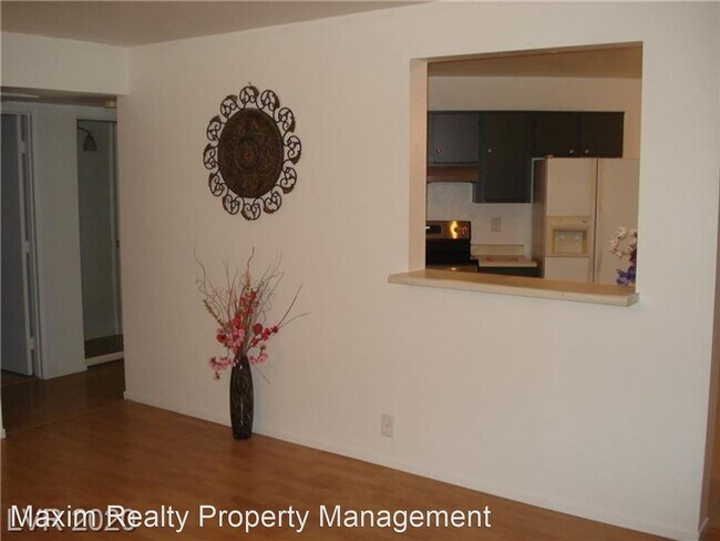 Primary Photo - 2 br, 2 bath House - 5171 Pioneer Ave. #203