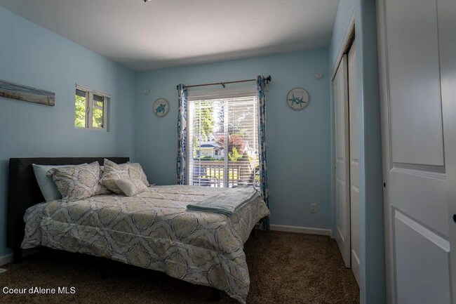 Building Photo - 723 N Government Way