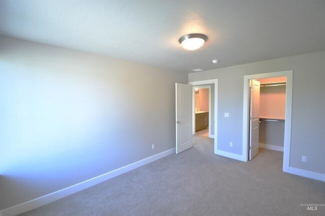 Building Photo - 3241 W Ladle Rapids St