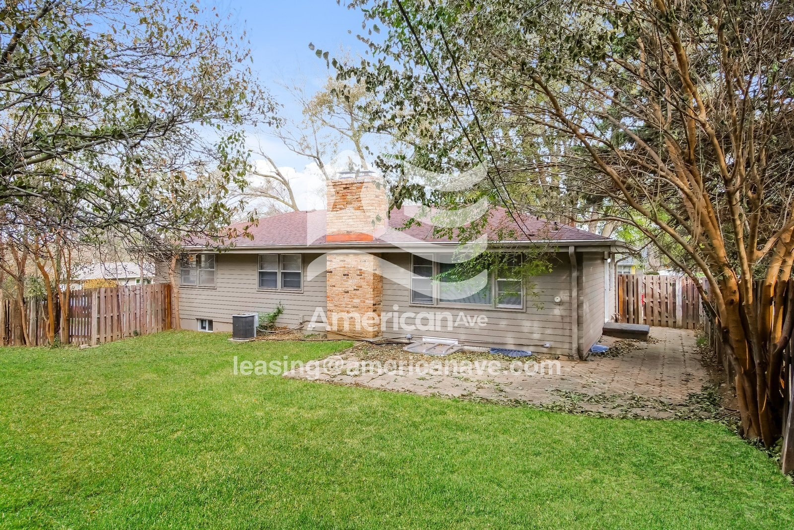 Building Photo - 8549 Meredith Ave